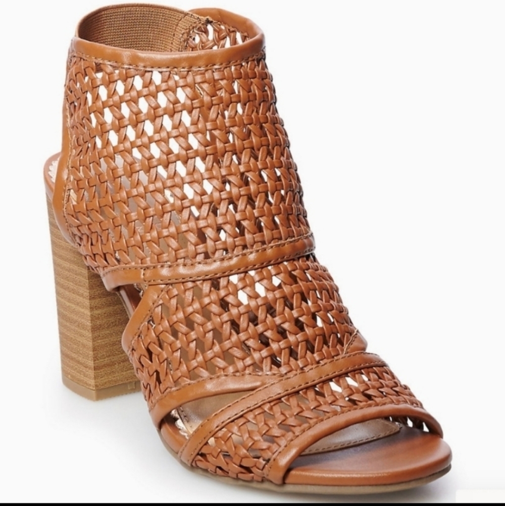 Lauren Conrad Morganite Sandals Size 9.5